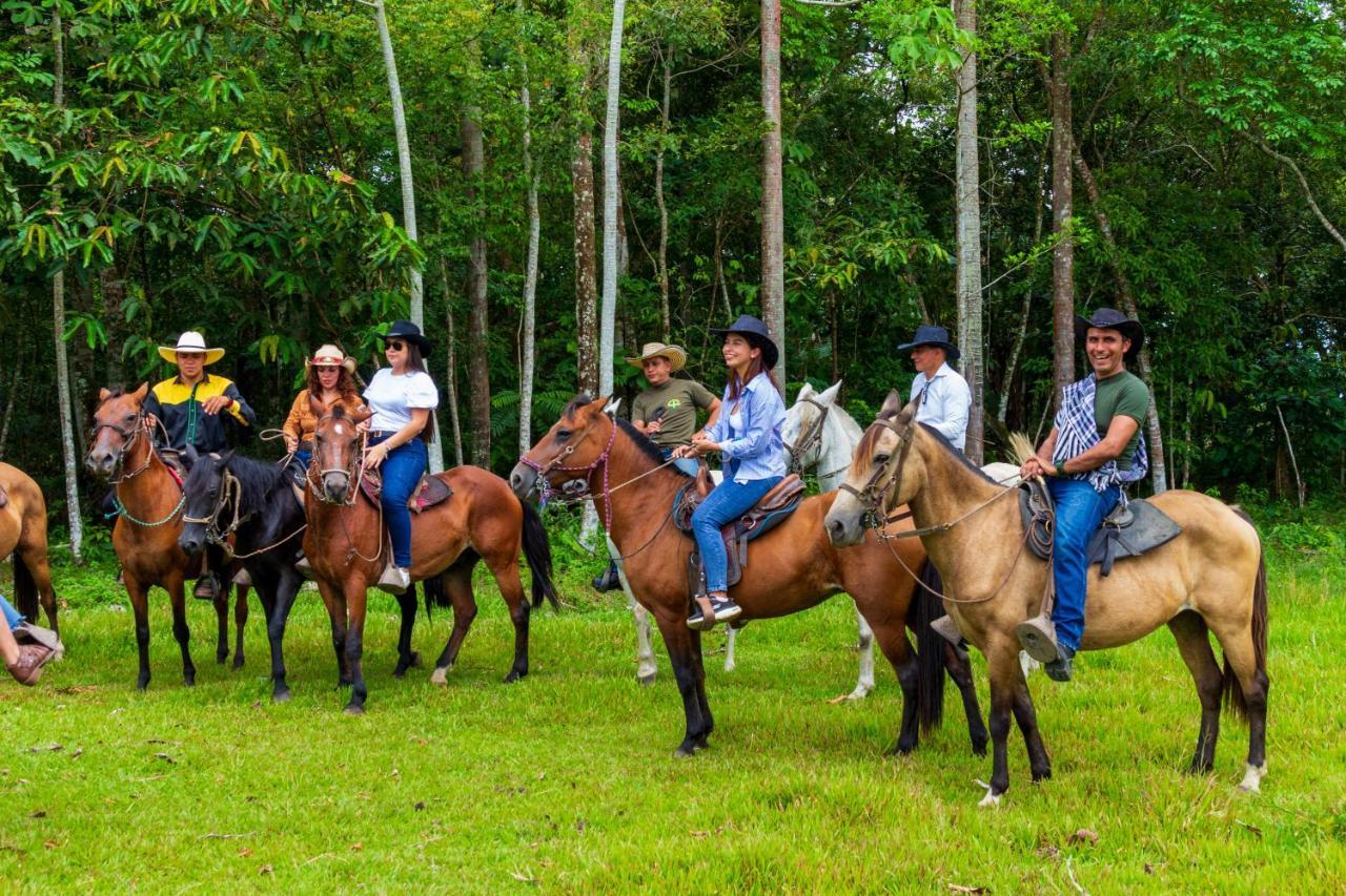 Hotel Campestre La Potra Apiay 外观 照片