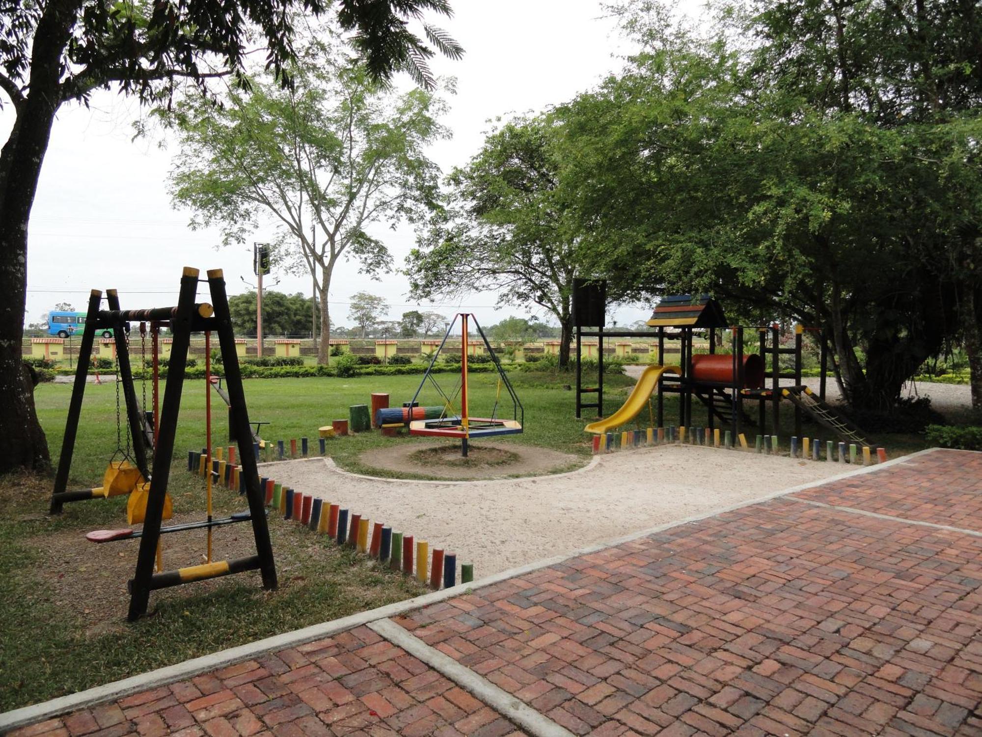 Hotel Campestre La Potra Apiay 外观 照片
